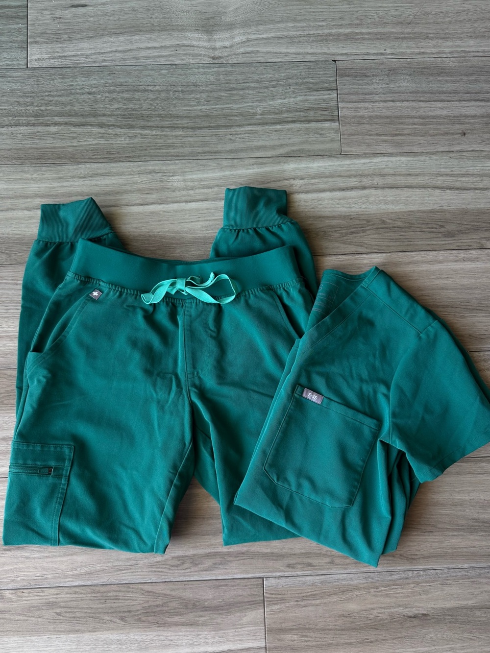 FIGS Women's Hunter Green Scrub Pant Top Set Size XXS PO 5295